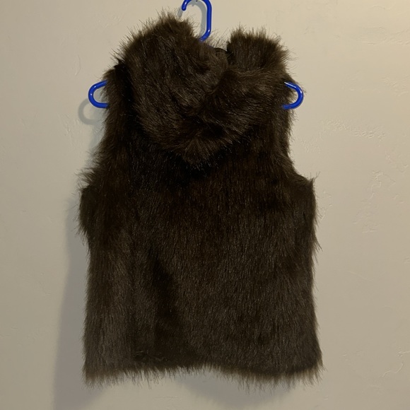 Kenar Brown Shaggy Chocolate Hooded Faux Fur Vest Satin Lined 2000’s Size Large - Picture 5 of 8